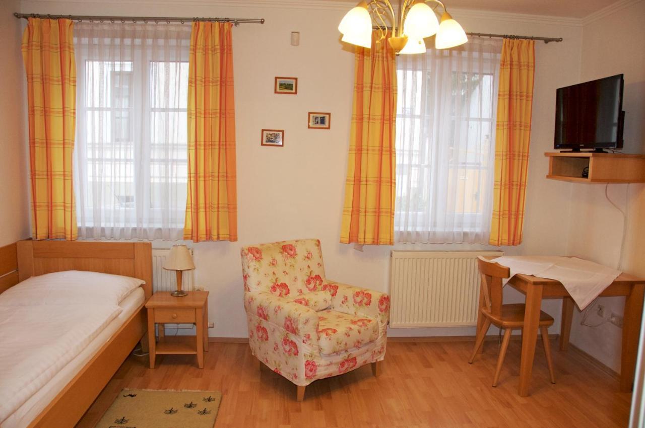 Privatzimmer Familie Schwarz Wien Phòng bức ảnh